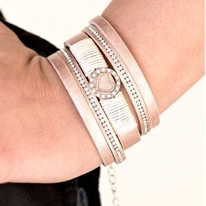 NEW Sparkling Heart Pink Urban Bracelet